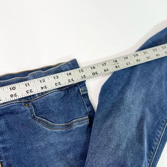 Spanx Skinny Jeans Women's Large Distressed Ankle Medium Wash Pull-On - Picture 4 of 9